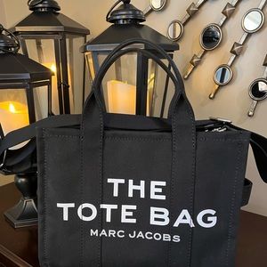 Marc Jacobs medium size tote bag